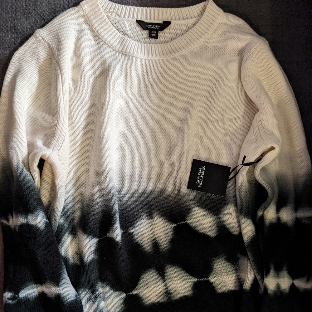 Simply Vera Vera Wang sweater